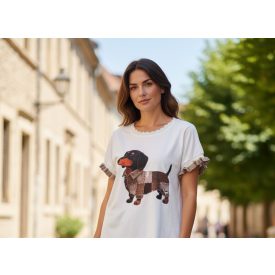 Fangóbarna színű fodorral, tacsi mintás felső