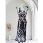 Sötétkék - fehér színű,  gumis derekú maxiruha M/L